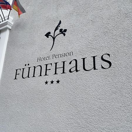 Hotel-Pension Fuenfhaus Viena Exterior foto