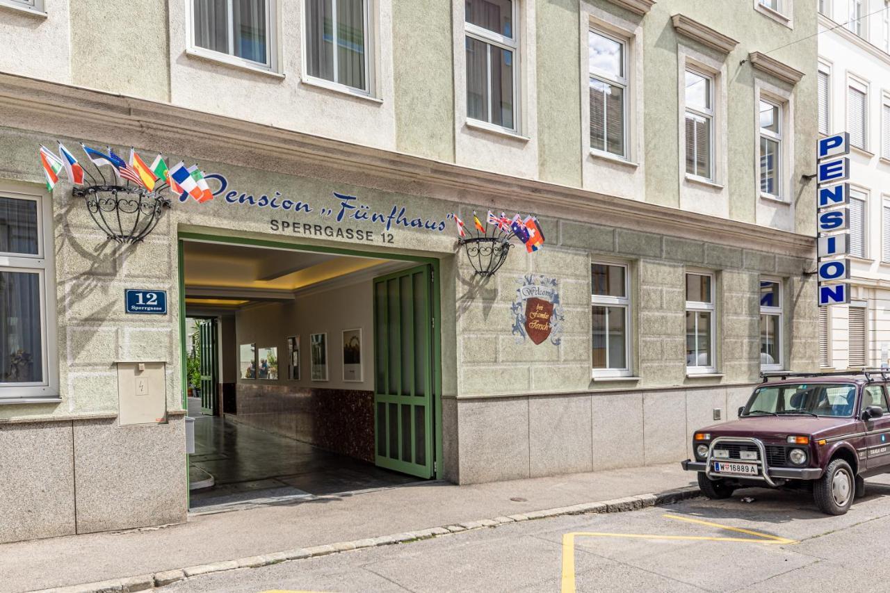 Hotel-Pension Fuenfhaus Viena Exterior foto